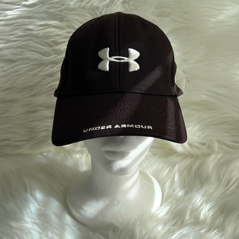 Under Armour men’s hat size large